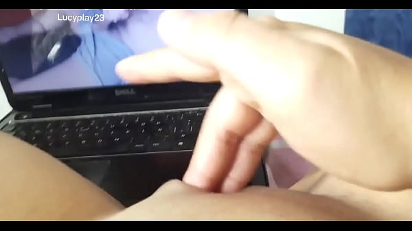 I recorded the reaction of a video that a follower sent me, I get horny and masturbate until I finish