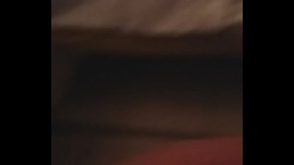 Encuerada despues del sexo en la cama  