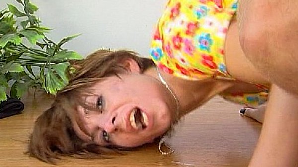 JuliaReaves-Olivia - Willenlos - scene 1 - video 2 anus masturbation fingering hard asshole  