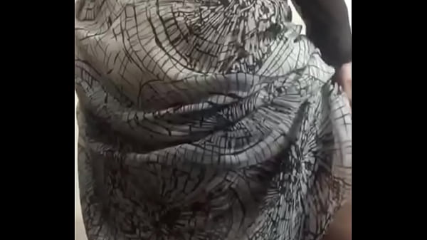 Hot-Wife masturbating for strangers  