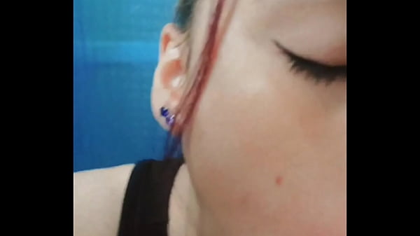 QUICKIE BLOWJOB SWALLOW CUM