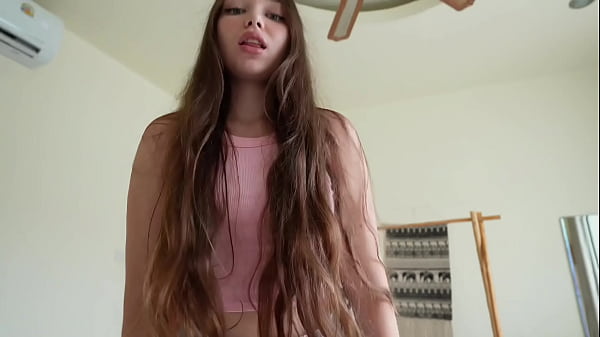 Stepsister likes to fuck without a condom.