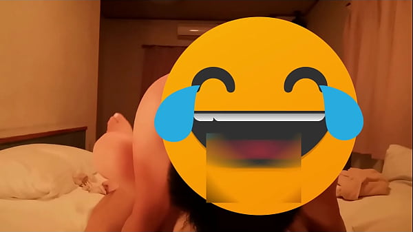 正常位からの手こき途中まで