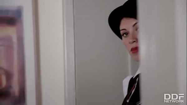 Fetish Fuck Buddies: Brunette Babes get Kinky