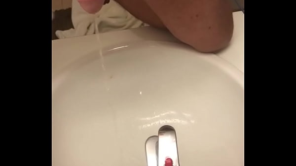 Love pissing