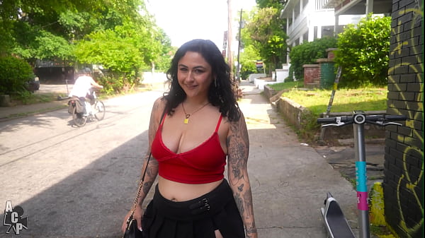 Slutty Whore Gets Fucked Publicly And Sucks Mad Dick After Being Greeted By A Big Dick Stranger In Little Five Points