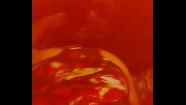 minha esposa safada me traindo com amigo, so nao sabia que ele iria filmar ela e