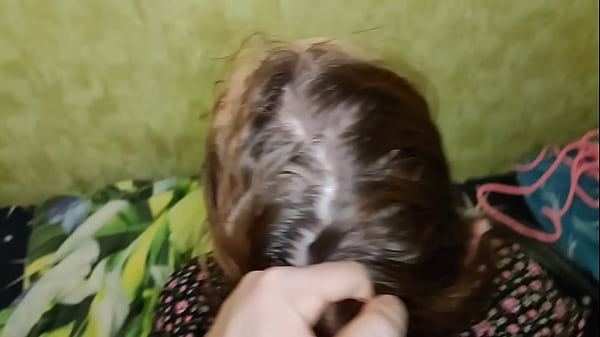 Пока сосед работает, выебал его супругу на их кровати, а он ничего не узнает