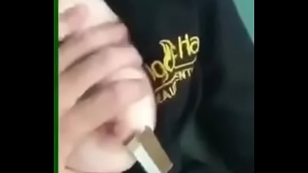 Em lễ t&acirc;n ngon l&agrave;nh vụng trộm a quản l&yacute; buồi to