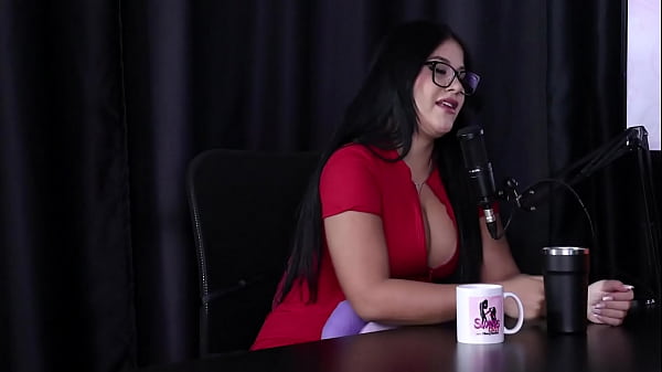 Os conte&uacute;dos verdadeiros s&atilde;o os que ela mais gostou de fazer, e tem fetiche de fazer gang bang, mas n&atilde; se sente preparada, e a menage com dois homens... - Naty Varga (SHEER/RED)