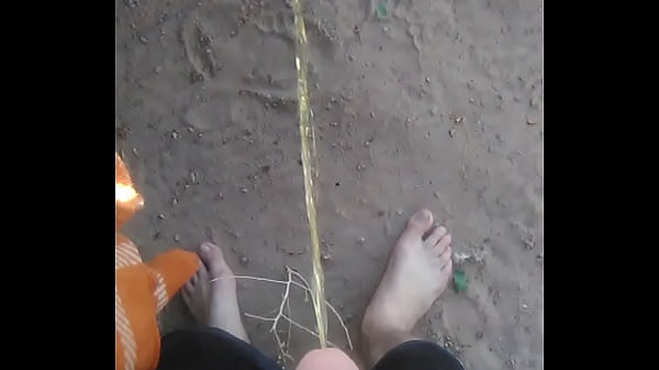 Peeing outside in the open in neighborhood 