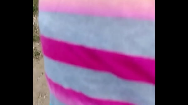 Justin Niki and the TNT Express delivery