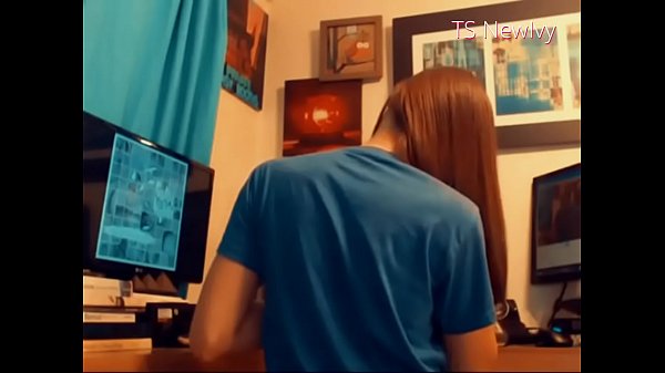 TS Camgirl with Adorably Sexy Body and Ass