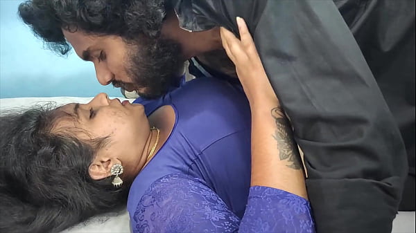 Naughty Indian Bhabhi Cheats with Uber Driver