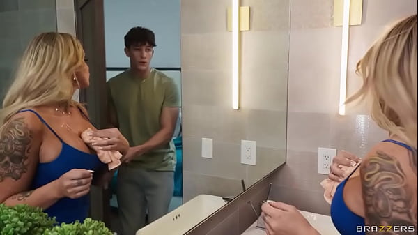 Whole video / Brazzers/ Enter XVPROMO  