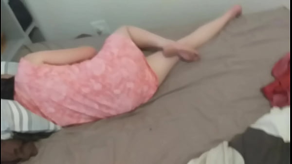 She woke up with my dick inside her and got a orgasm waking up with a stiff creampie  