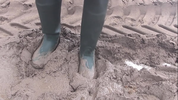 The Legendary Made in Scotland Hunter Neo Steamfisher Waders