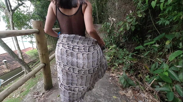 Heyya wife showing off on the beach, getting oral and giving a blowjob on the trail (with public sex on RED) 