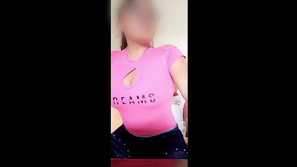 I HAD THE IDEA OF GOING TO VISIT MY BEST FRIEND AT HIS WORKPLACE. HE WAS IN HIS CONSULTING OFFICE AND I STARTED TO SEDUCE HIM. IN THE END WE WERE ABLE TO FANTASIZE AND FLIRT REALLY DIRTY. REAL PORN AT WORK  