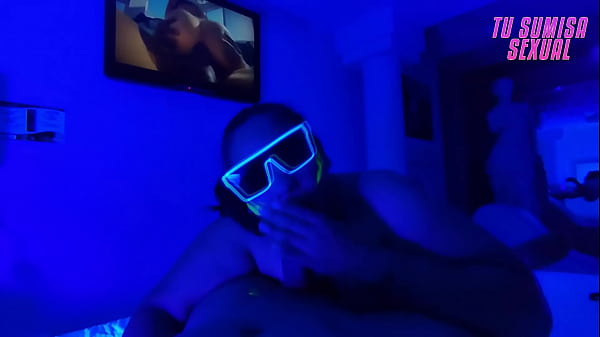 Mamada - Garganta Profunda - Cuarto Neon - Soy La Hijastra Mas Sumisa