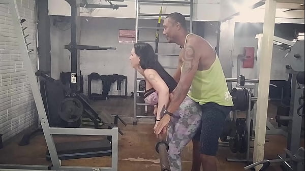 Malhando duro na academia