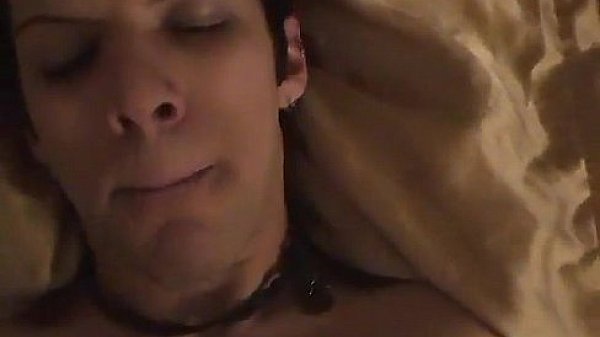 Twinks XXX Trace rips William's T-shirt off and makes him eliminate  