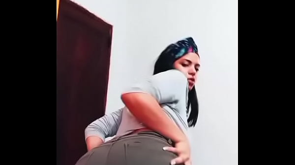 Morocha m&iacute;A la Argentina Gaia le encanta mostrarse, tocarse y calentar pijas  