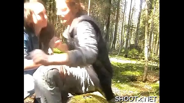 Slutty playgirl blows like a champ