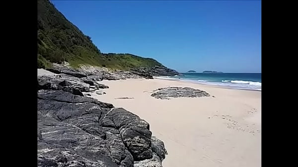 ALGUMA SOLTEIRA OU CASAL AFIM DE CURTIR COMIGO A PRAIA DE NUDISMO EM CABO FRIO?  