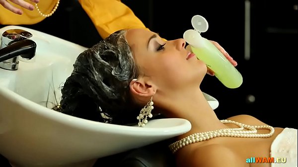 Sexy Euro Chicks Get Messy