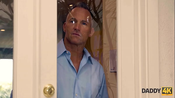 DADDY4K. On summer day skinny sexpot has amazing sex with BFs