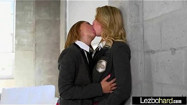 Lesbians (Cali Sparks & Kelly Greene) Play On Cam With Their Hot Bodies clip-07