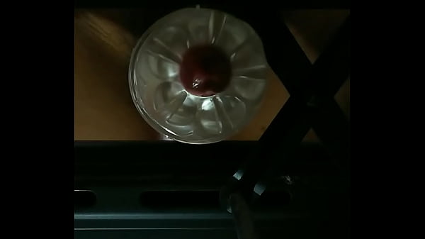 オナホに中だし 