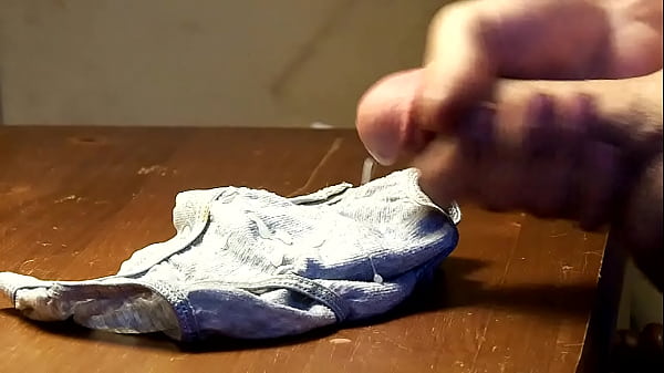Cum On Her Panties 1.MP4
