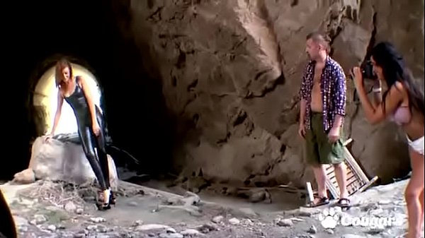 Bianca Resa gagging and sitting on huge dick at the beach