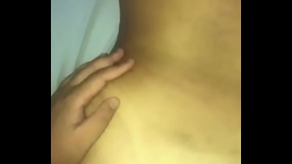 Esposa se divertindo 