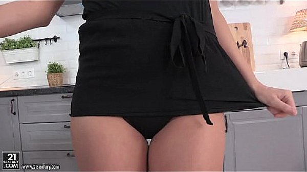 Anal Training of Sofi Goldfinger