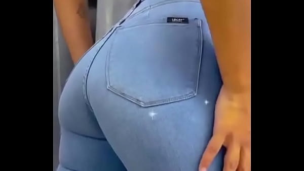 Amazing assess in tight denim comp3