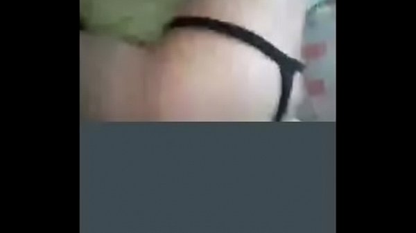 Casal fazendo sexo ao vivo no periscope