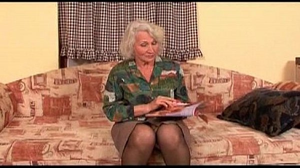 Ghetto whores try white cock 16  