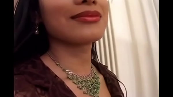 Trans Scort Aisa Sexo con medias. 