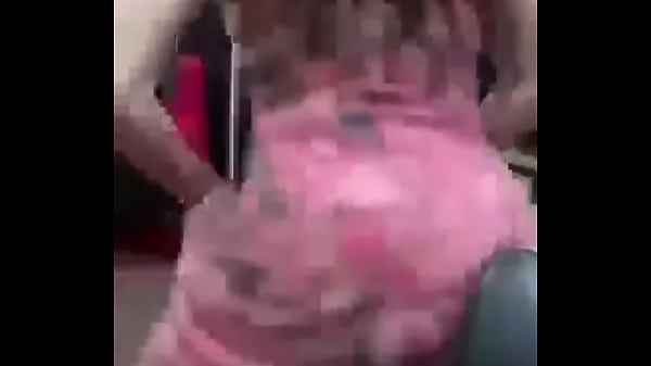 رقص ممتع مع احلي طيز  