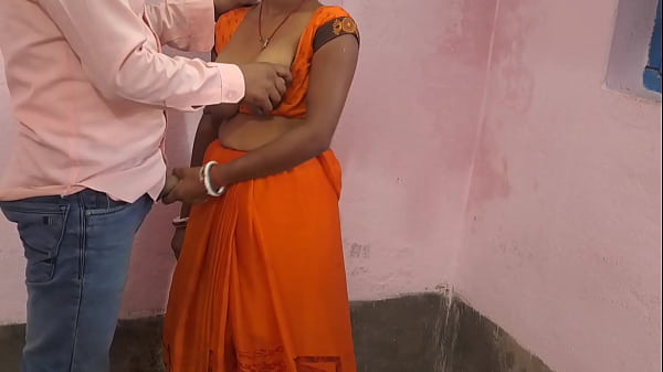 Indian hot Bhabhi sex with tailor master