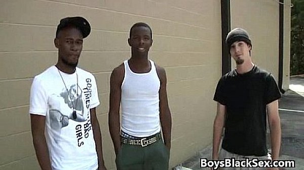 Black Gay Dude Fuck White Skinny Cute Boy In His Tight Ass 01
