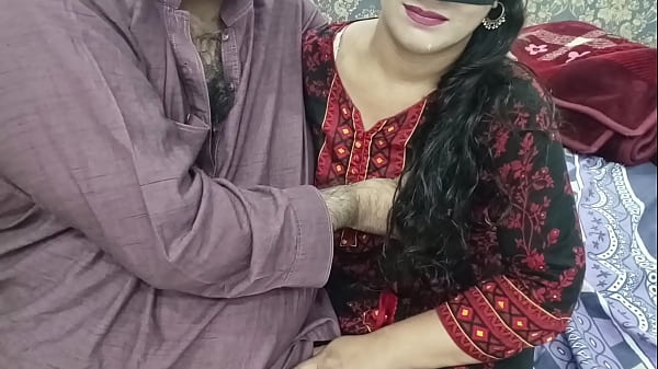 Pakistani Beautiful Housewife Penetrated By Her Old Stepdad