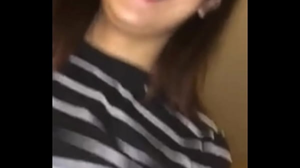 Caiu na net novinha famosinha do IG com namorado