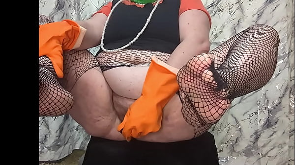 POV: YOU'RE A FOOT FREAK FOR GRIPPY SOCK GBLNMMMY