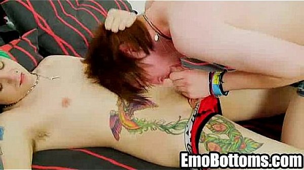 Emo twink Drake Blaize gets fucked in the asshole 