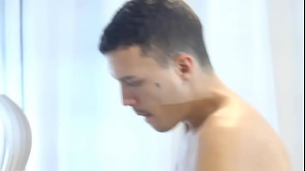 Pegando gostoso a amiga e o namorado dela parte 2