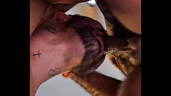 Petrick Garcia & Tonh&atilde;o Fodas  